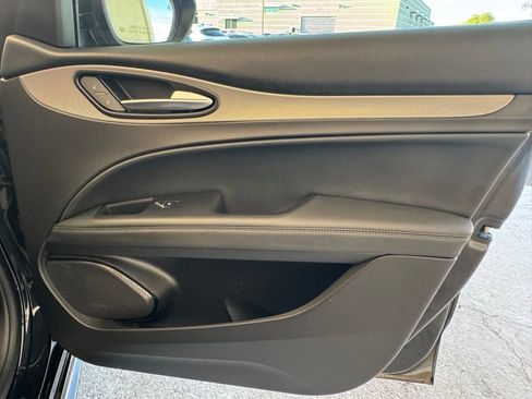 New 2024 Alfa Romeo Stelvio Veloce image 13