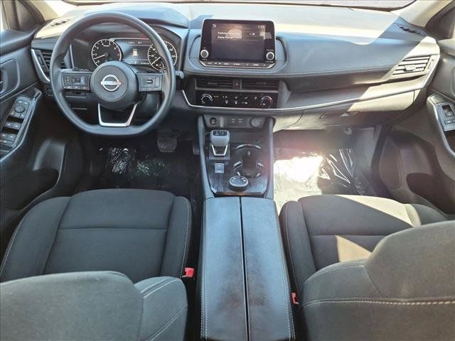 Used 2024 Nissan Rogue S AWD/4WD image 17
