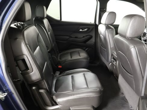 Used 2023 Chevrolet Traverse LT AWD/4WD image 37