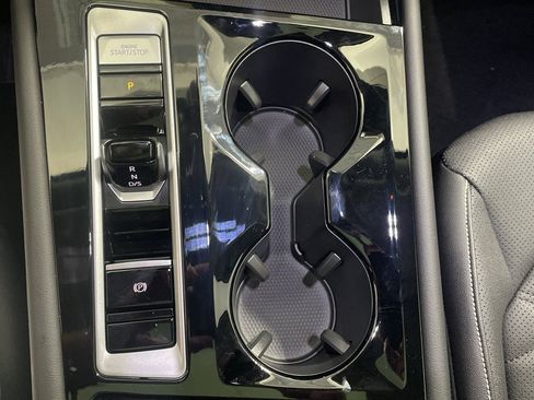 New 2026 Volkswagen Atlas SE image 24