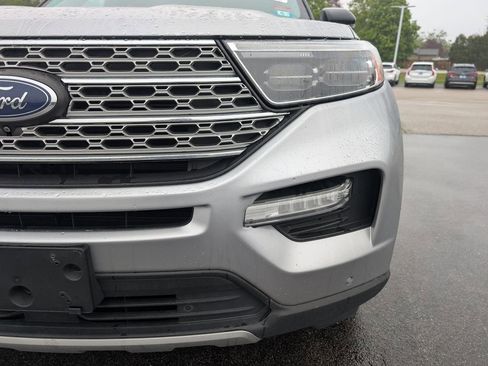 Used 2021 Ford Explorer Limited w/ Equipment Group 301A AWD/4WD image 10
