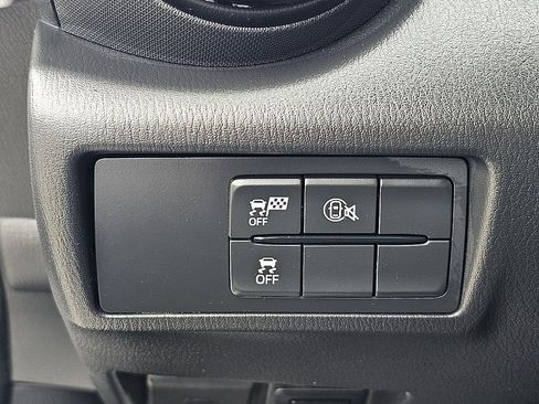 Certified 2025 MAZDA MX-5 Miata Club w/ Interior Package image 29