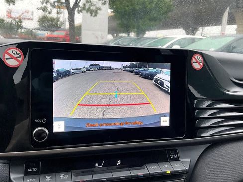 Used 2025 Toyota Camry LE FWD image 26