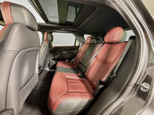 New 2027 Land Rover Range Rover Sport Dynamic SE AWD/4WD image 24