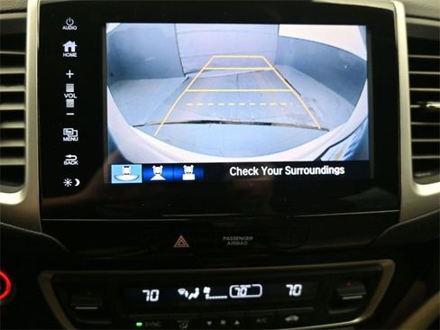 Used 2017 Honda Pilot Touring image 31