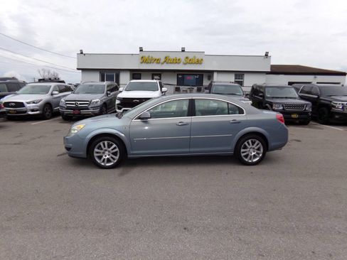 Used 2007 Saturn Aura XE w/ Preferred Pkg image 2