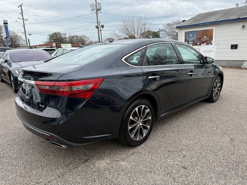 Used 2016 Toyota Avalon XLE FWD image 5