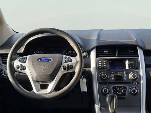 Used 2014 Ford Edge SE w/ Equipment Group 101A FWD image 22