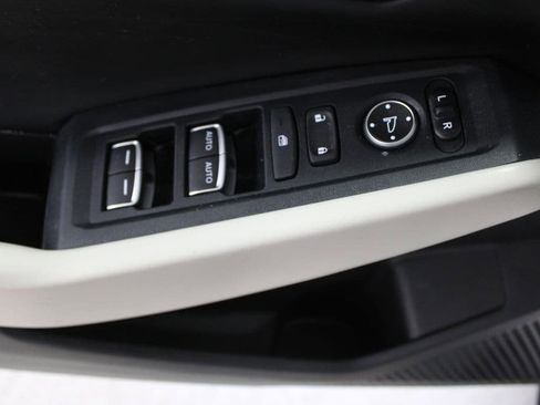 Used 2023 Honda Accord EX image 11