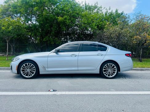 Used 2021 BMW 540i w/ Convenience Package RWD image 2