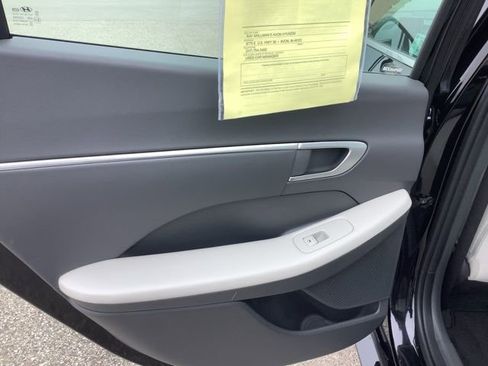 Certified 2025 Hyundai Sonata SEL image 18