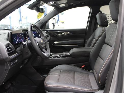 Used 2026 Chevrolet Traverse High Country w/ LPO, Floor Liner Package AWD/4WD image 20