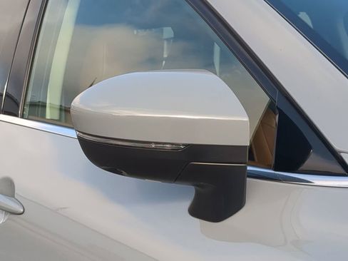 Certified 2024 Nissan Pathfinder Platinum w/ Cargo Package image 11