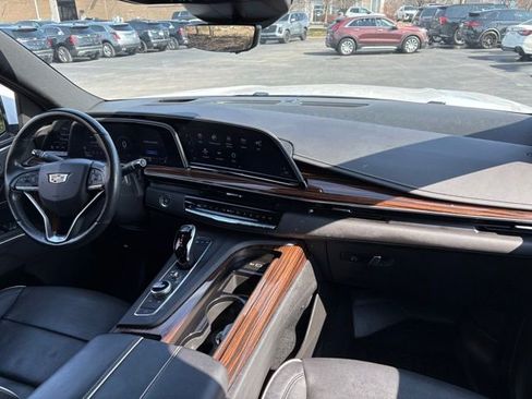 Used 2021 Cadillac Escalade ESV Premium Luxury image 26