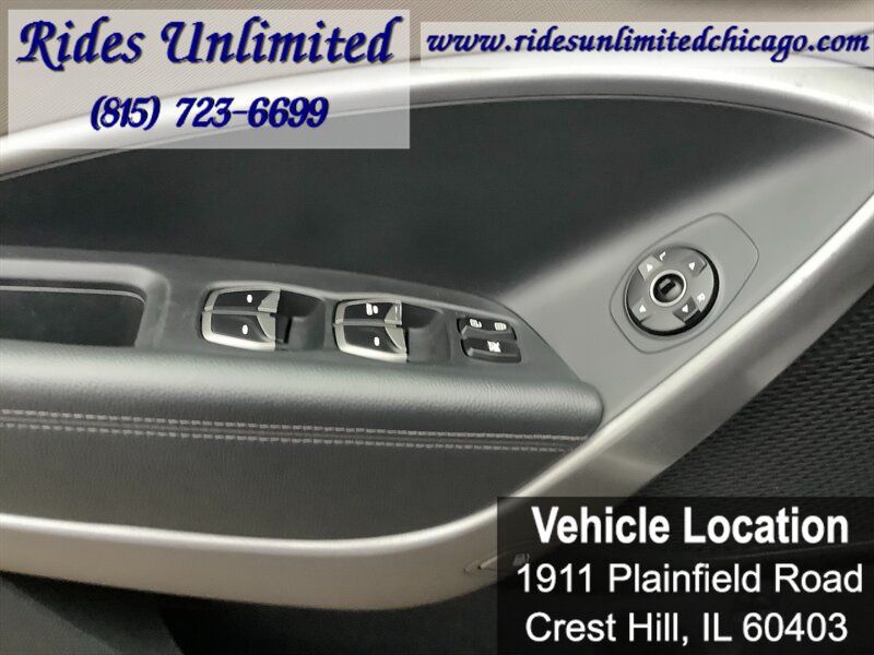 Used 2014 Hyundai Santa Fe GLS FWD image 11