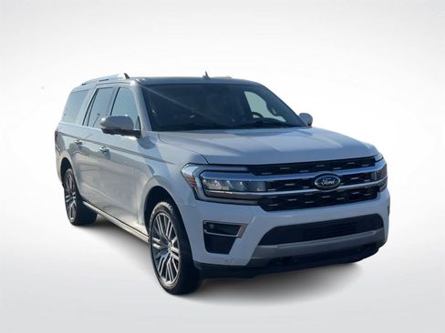 Used 2022 Ford Expedition Max Limited image 3