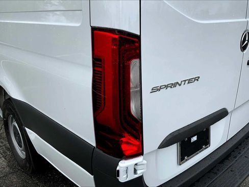 New 2025 Mercedes-Benz Sprinter 2500 image 19