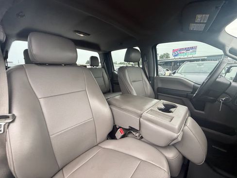 Used 2017 Ford F150 XL w/ Equipment Group 101A Mid AWD/4WD image 24