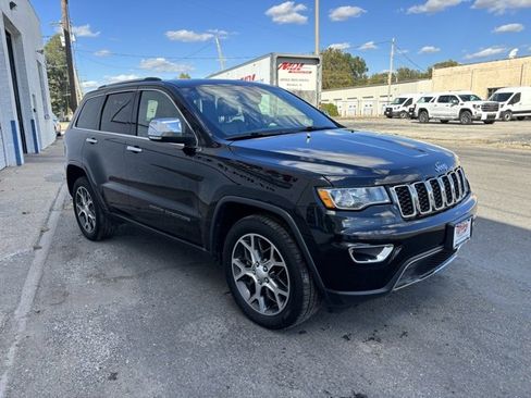 Used 2019 Jeep Grand Cherokee Limited image 8