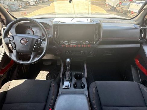 Certified 2025 Nissan Frontier PRO-4X w/ Tow Package AWD/4WD image 21