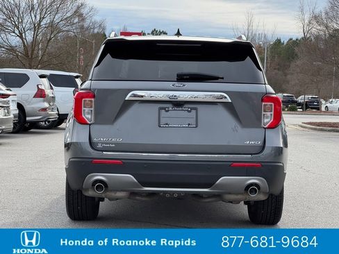 Used 2023 Ford Explorer Limited image 10