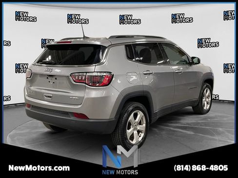 Used 2020 Jeep Compass Latitude w/ Cold Weather Group AWD/4WD image 5