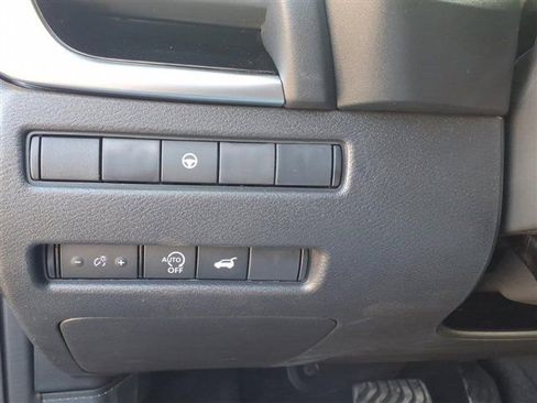 New 2026 Nissan Rogue SV image 18