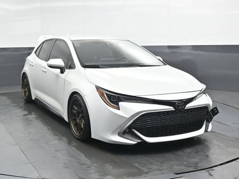 Used 2021 Toyota Corolla XSE w/ Blackout Package (TMS) FWD image 4