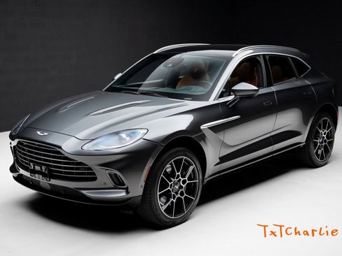 Used 2021 Aston Martin DBX image 1