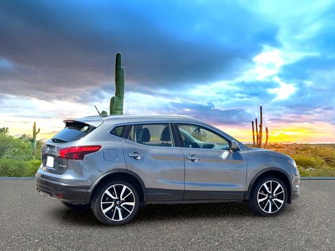 Used 2019 Nissan Rogue Sport SL w/ Premium Package AWD/4WD image 5