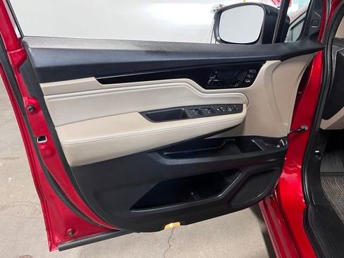 Used 2022 Honda Odyssey Touring image 22