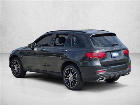 Used 2022 Mercedes-Benz GLC 300 image 8