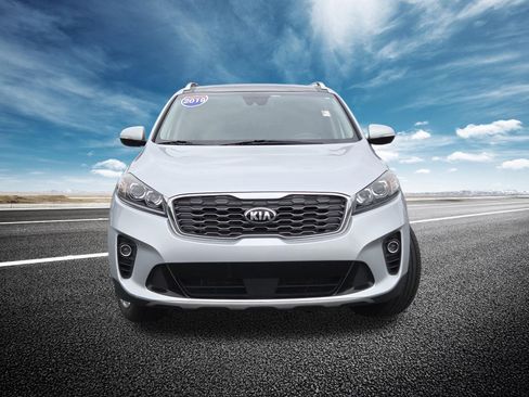 Used 2019 Kia Sorento EX FWD image 13