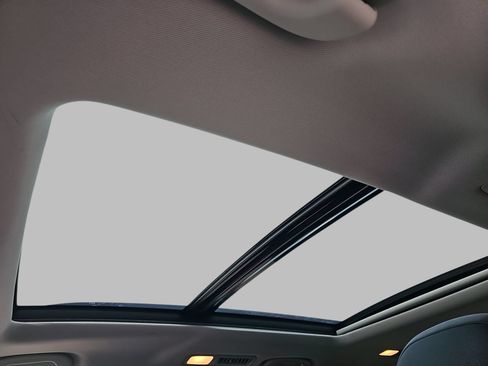 Certified 2023 Subaru Ascent Touring AWD/4WD image 37