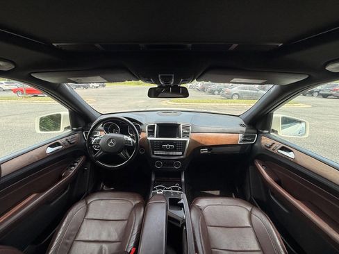 Used 2014 Mercedes-Benz ML 550 4MATIC image 13