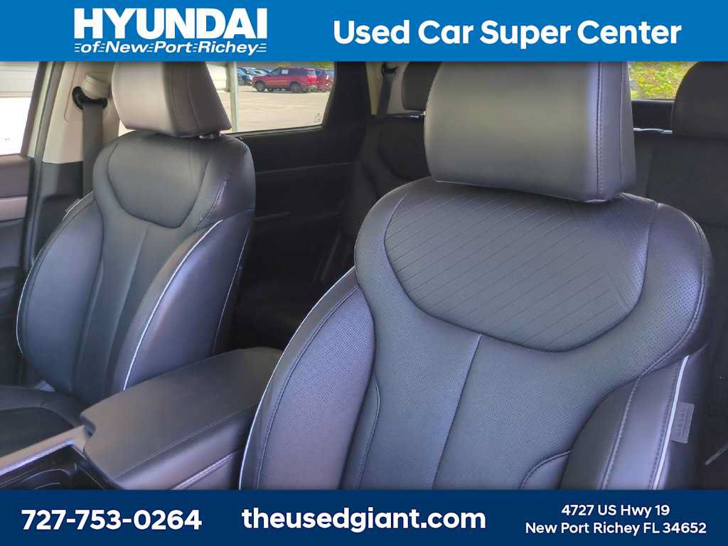 Certified 2024 Hyundai Palisade SEL FWD image 7