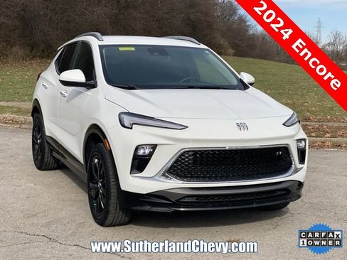 Used 2024 Buick Encore GX Sport Touring image 1