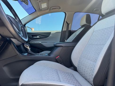 Used 2022 Chevrolet Equinox LT AWD/4WD image 16