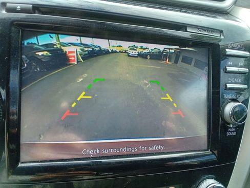 Used 2018 Nissan Murano S AWD/4WD image 15