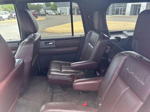 Used 2015 Ford Expedition EL Platinum RWD image 14