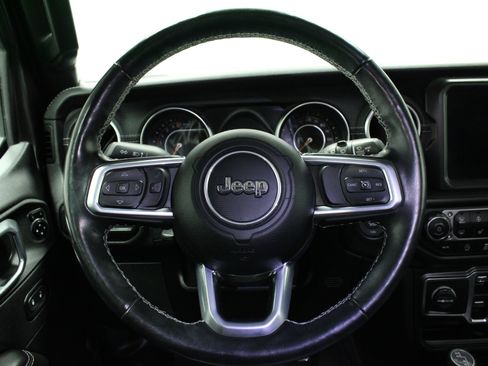 Used 2021 Jeep Wrangler Unlimited Sahara image 14