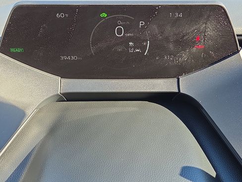 Used 2024 Toyota Prius LE image 23