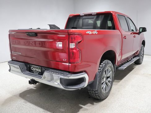 Used 2023 Chevrolet Silverado 1500 LT w/ Leather Package AWD/4WD image 2