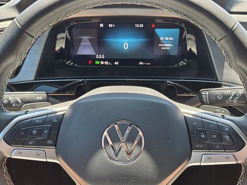 Used 2024 Volkswagen Atlas Cross Sport SE image 18