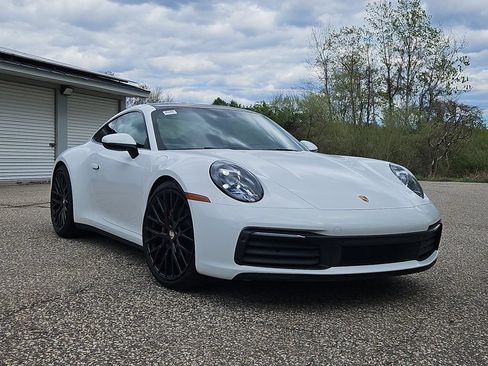 Used 2022 Porsche 911 Carrera 4S AWD/4WD image 9