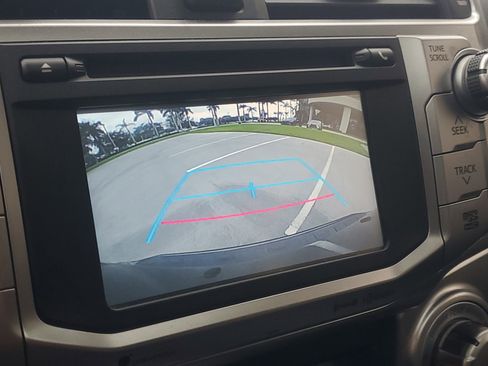 Used 2018 Toyota 4Runner 4WD image 27