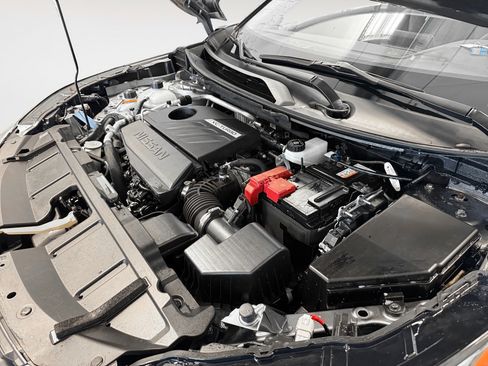 Used 2023 Nissan Rogue SV AWD/4WD image 22