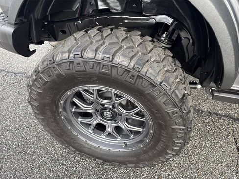 Used 2021 Ford Bronco Badlands image 18