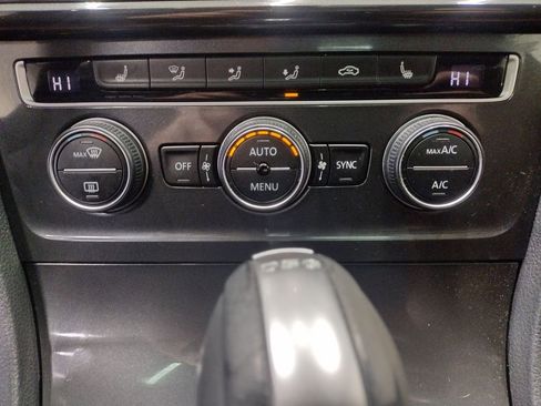 Used 2018 Volkswagen Golf Alltrack SEL image 30