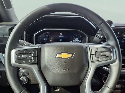 Used 2026 Chevrolet Silverado 1500 LT AWD/4WD image 12